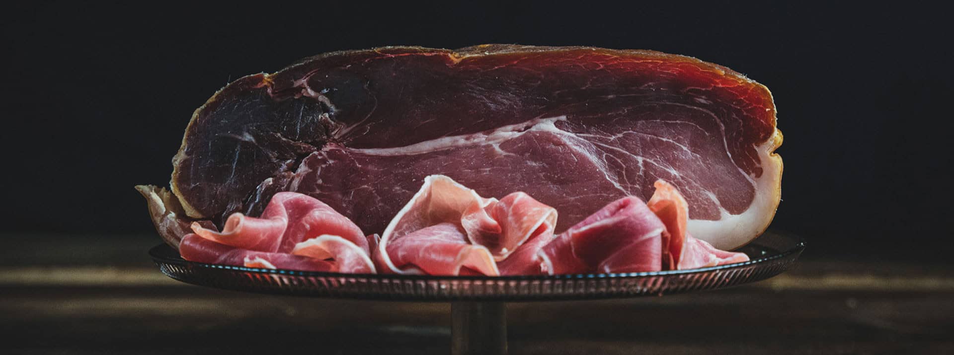 Jambon Basque, Jambon de Bayonne entier| Charcuteries - Jambons | Agour